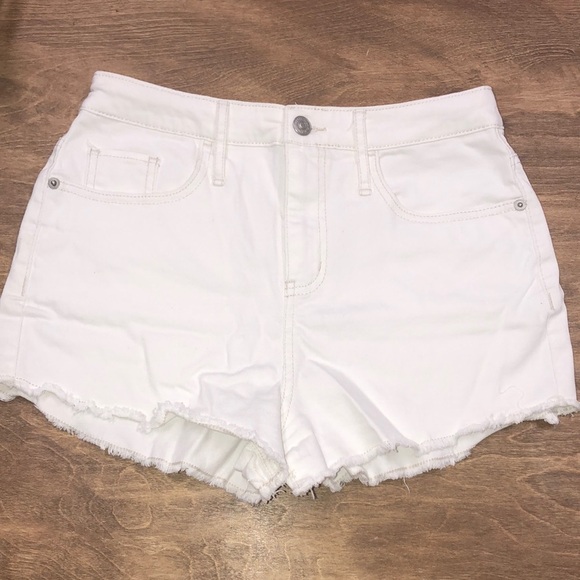 Wild Fable size 6 white high rise denim shorts - Picture 1 of 5